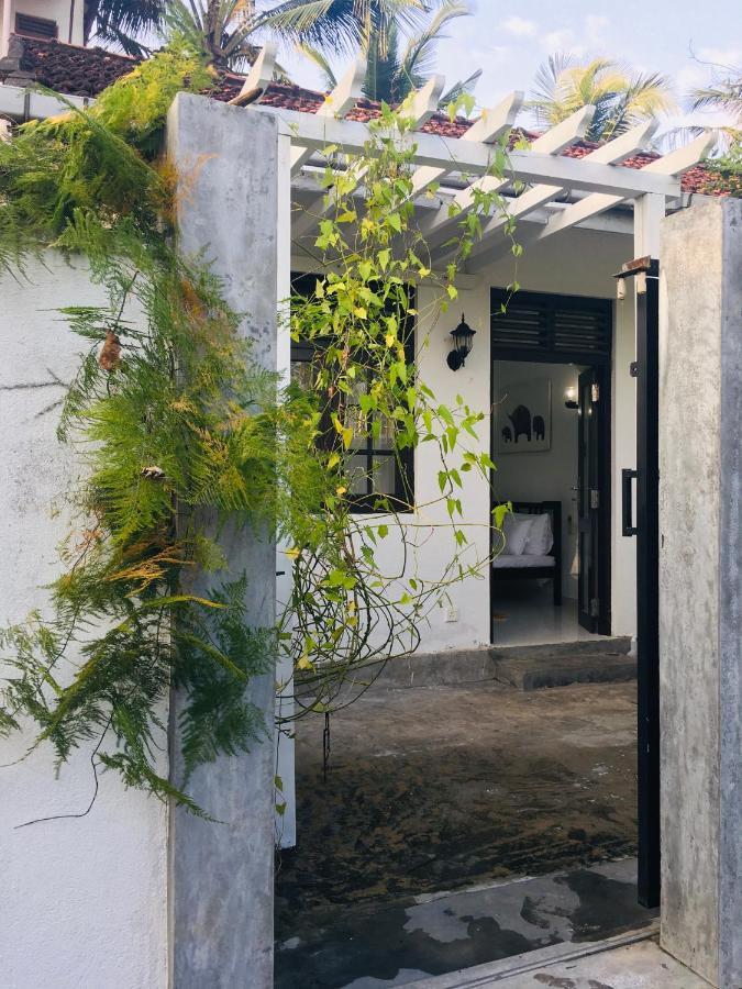 Sun & Fun Hikkaduwa Exterior foto